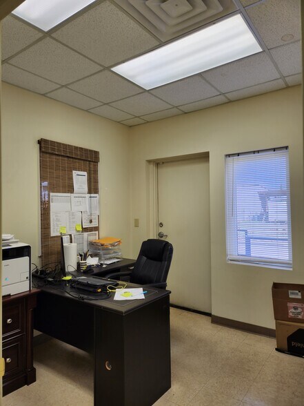 More Photos Of 712-722 Oliver Rd, Montgomery Light Distribution For Sale