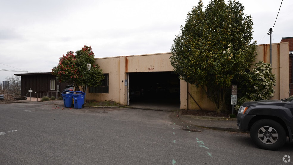 More Photos Of 3204-3212 SW 10th Ave, Portland Apartments For Sale