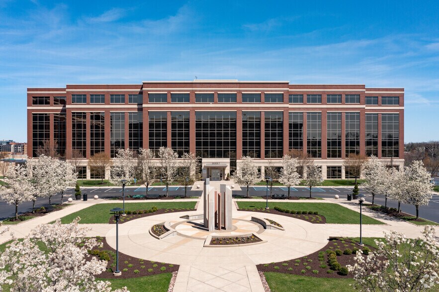 More Photos Of 9987 Carver Rd, Blue Ash Unknown For Lease