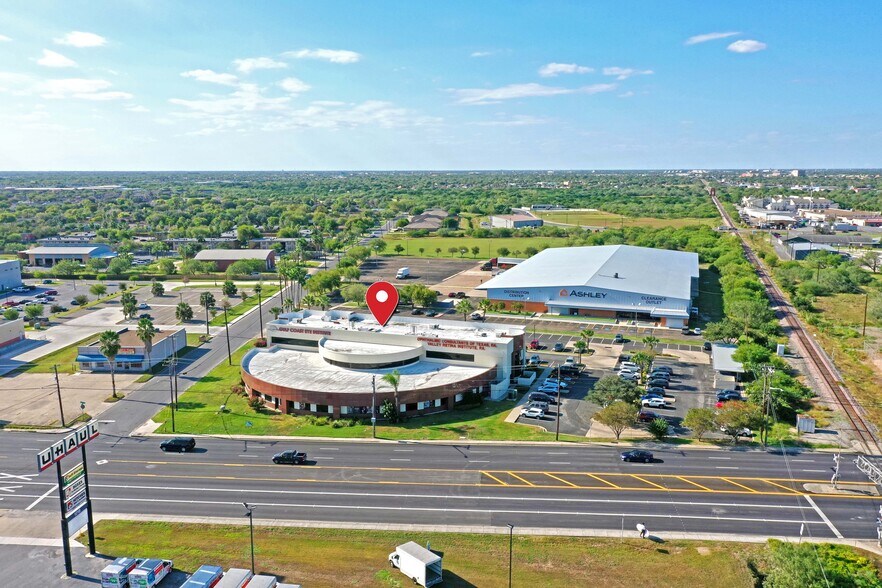 More Photos Of 1205 N Ed Carey Dr, Harlingen Office For Lease