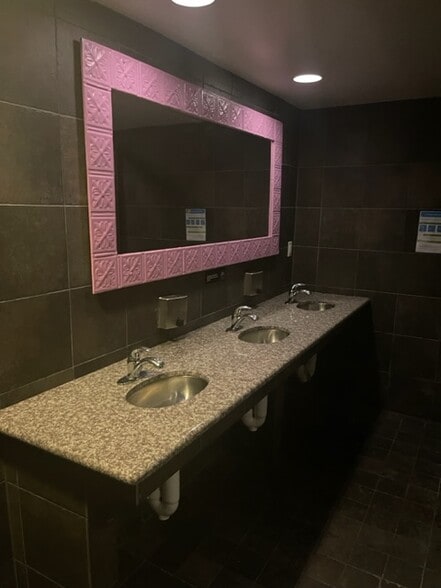 More Photos Of 531 Castro St, San Francisco Storefront Retail Residential For Lease