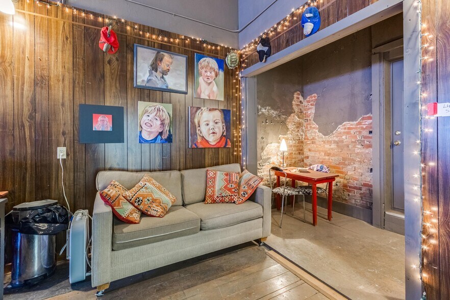 More Photos Of 124 W 6th St, Walsenburg Storefront Retail Office For Sale