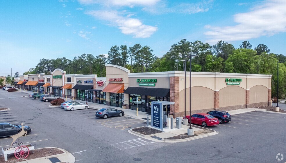 More Photos Of 2800 Gillespie St, Fayetteville General Retail For Sale