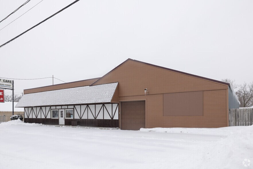 More Photos Of 10600 South Ave, Chisago City Freestanding For Lease