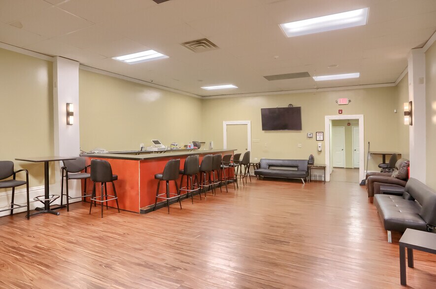 More Photos Of 7365 Denniston Ave, Pittsburgh General Retail For Sale