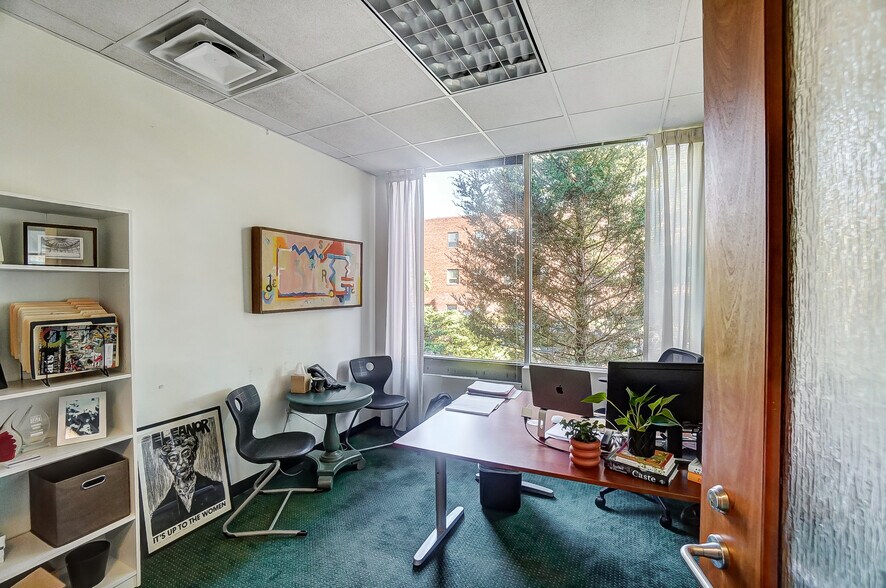 More Photos Of 150 E South College St, Yellow Springs Research And Development For Sale