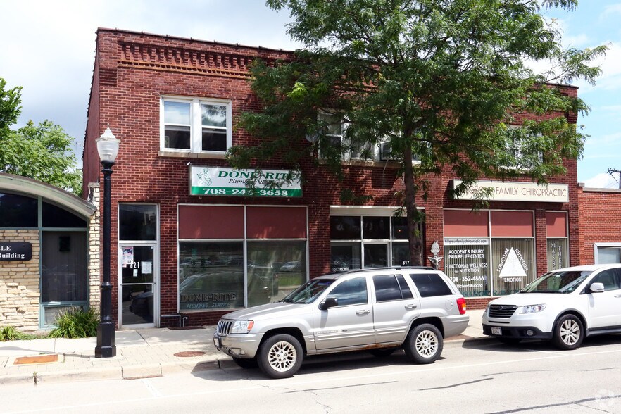 Primary Photo Of 817-821 W Hillgrove Ave, La Grange Office Residential For Sale