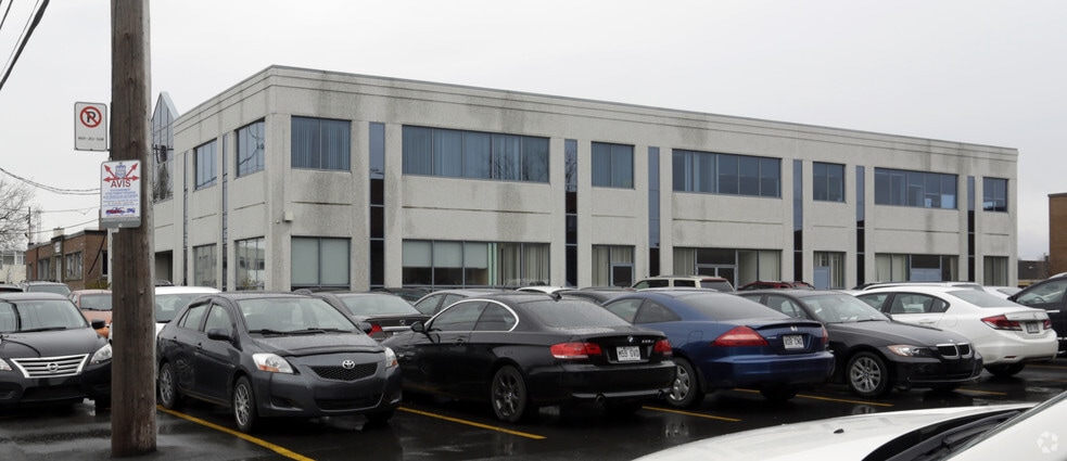 More Photos Of 5485 Rue Paré, Mt Royal Loft Creative Space For Lease