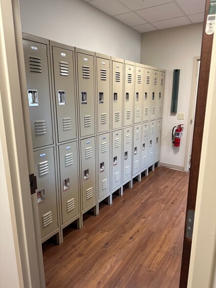 More Photos Of 101 Financial Dr, Elizabethtown Medical For Lease