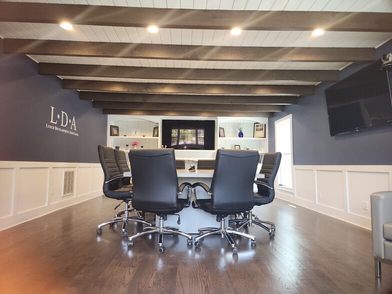 More Photos Of 410 E Main St, Centerport Office Residential For Sale