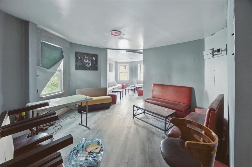 More Photos Of 501 Florida Ave NW, Washington Restaurant For Lease