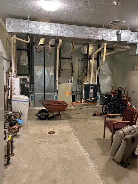 More Photos Of 100 Professional Ct, Lafayette Office For Lease