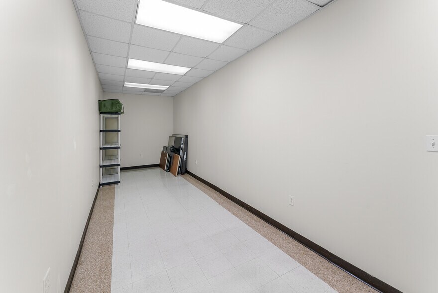 More Photos Of 1306 Heidt Ave, Savannah Office For Lease