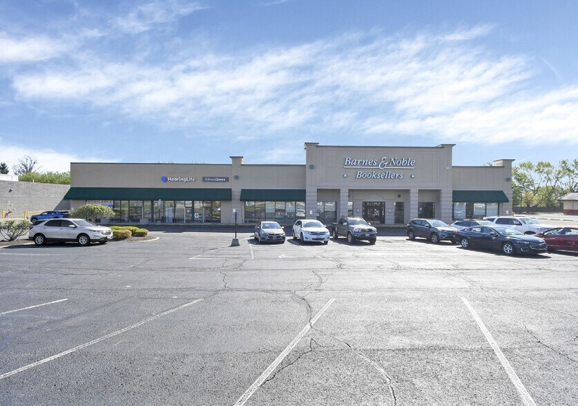 Primary Photo Of 832-840 N Lexington Springmill Rd, Mansfield General Retail For Lease
