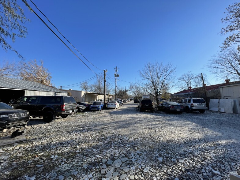 More Photos Of 4920 W 34th St, Houston Land For Sale