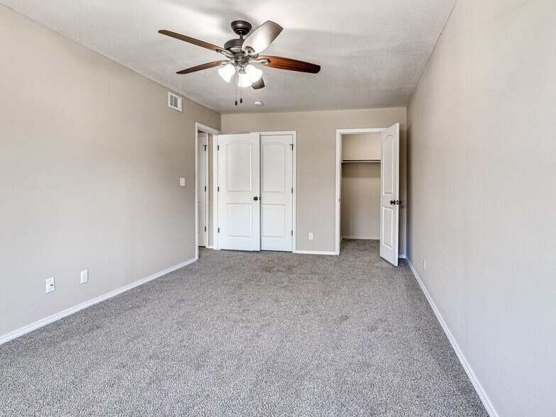 More Photos Of 2302 S 137th East Ave, Tulsa Apartments For Sale
