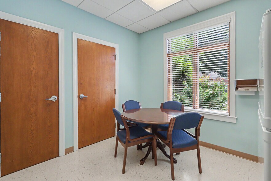 More Photos Of 930 Courthouse Rd, Gulfport Healthcare For Sale