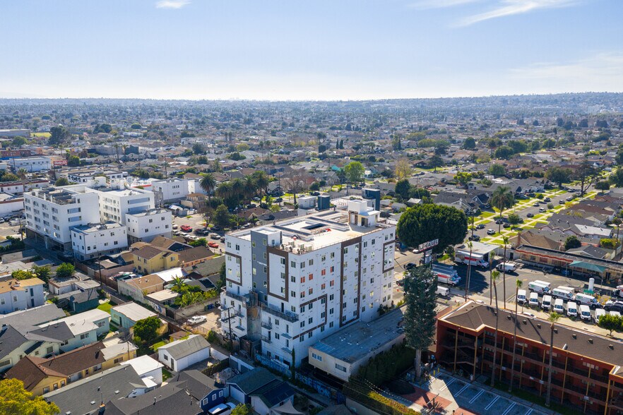 More Photos Of 4186 S Western Ave, Los Angeles Apartments For Sale