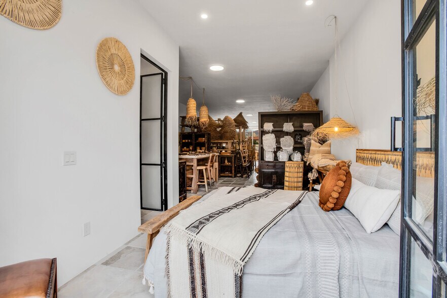 More Photos Of 56334-56336 29 Palms Hwy, Yucca Valley Storefront For Sale