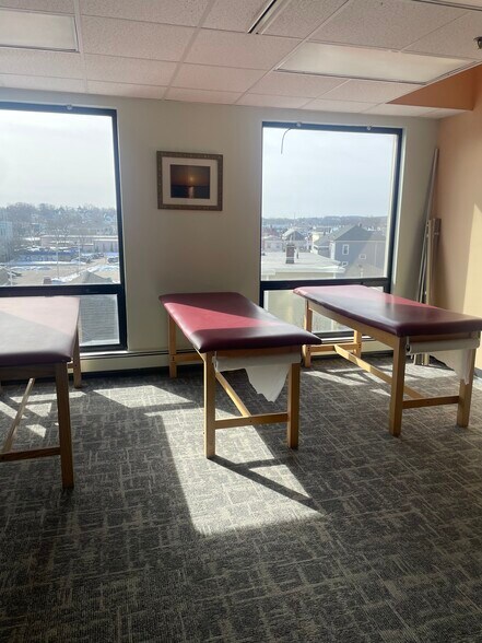 More Photos Of 255 Park Ave, Worcester Medical For Lease