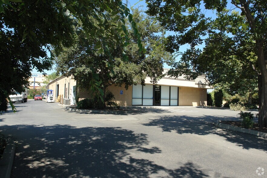 More Photos Of 2592 Notre Dame Blvd, Chico Office For Lease