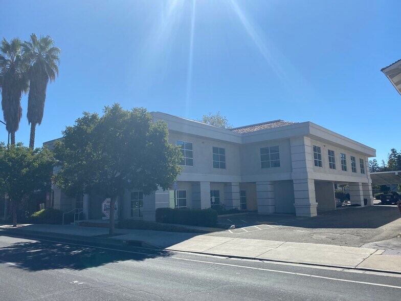 More Photos Of 900 E Campbell Ave, Campbell Office For Lease