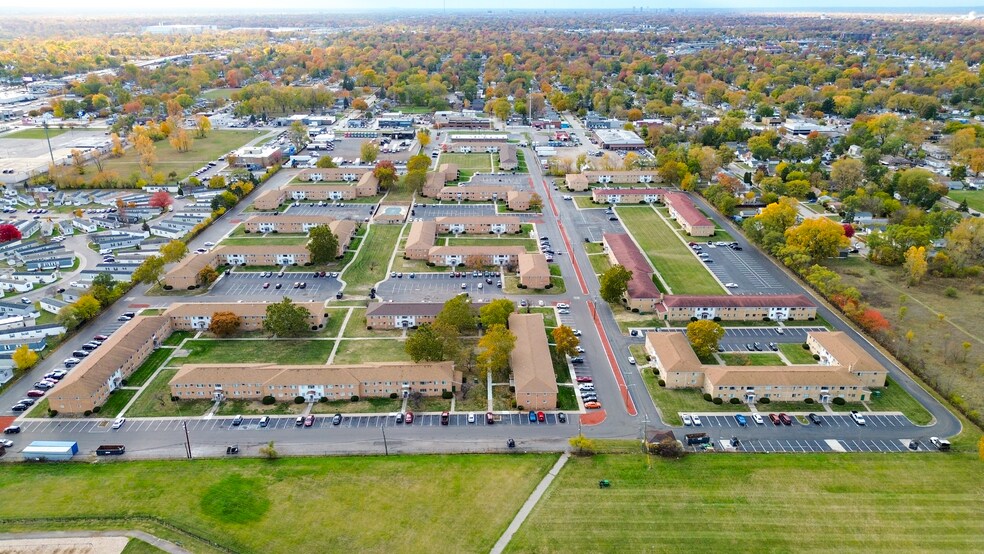 More Photos Of 21516 Dequindre Rd, Warren Apartments For Sale