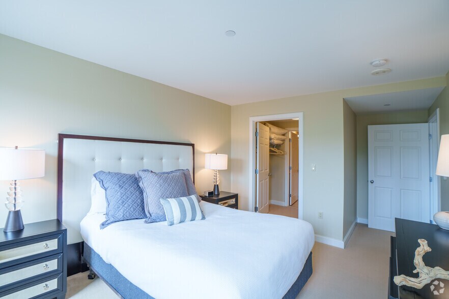 More Photos Of 250 1st Ave, Charlestown Apartments For Lease