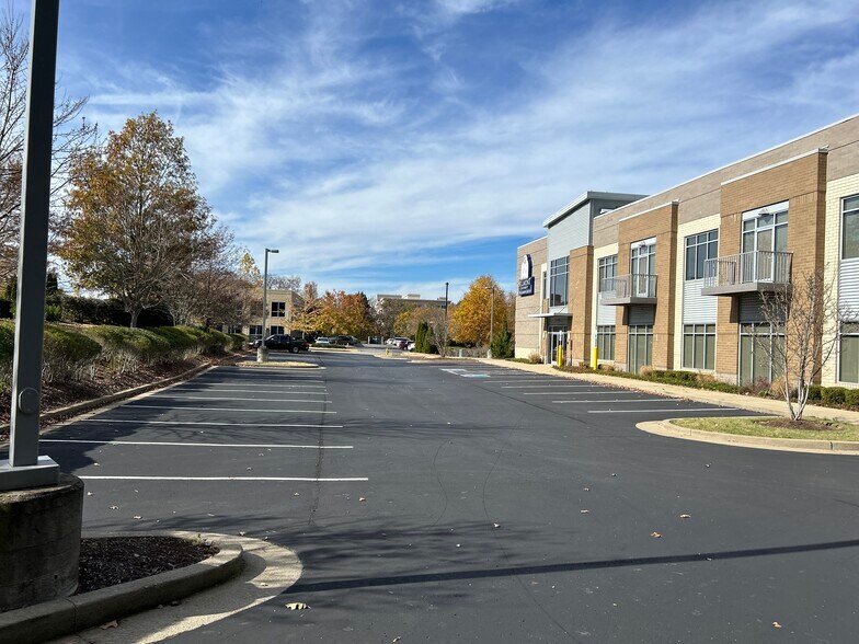 More Photos Of 310 Billingsly Ct, Franklin Medical For Sale