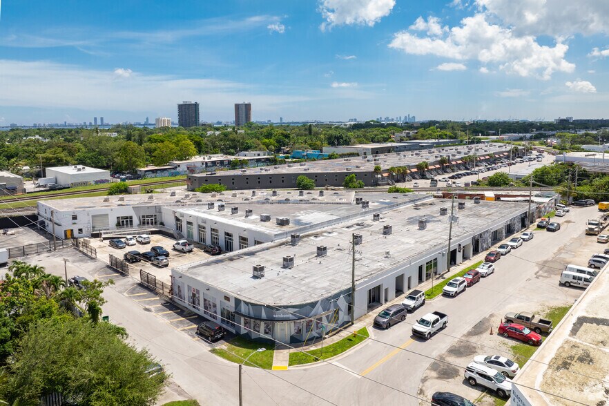 More Photos Of 350-370 NE 75th St, Miami Office For Lease