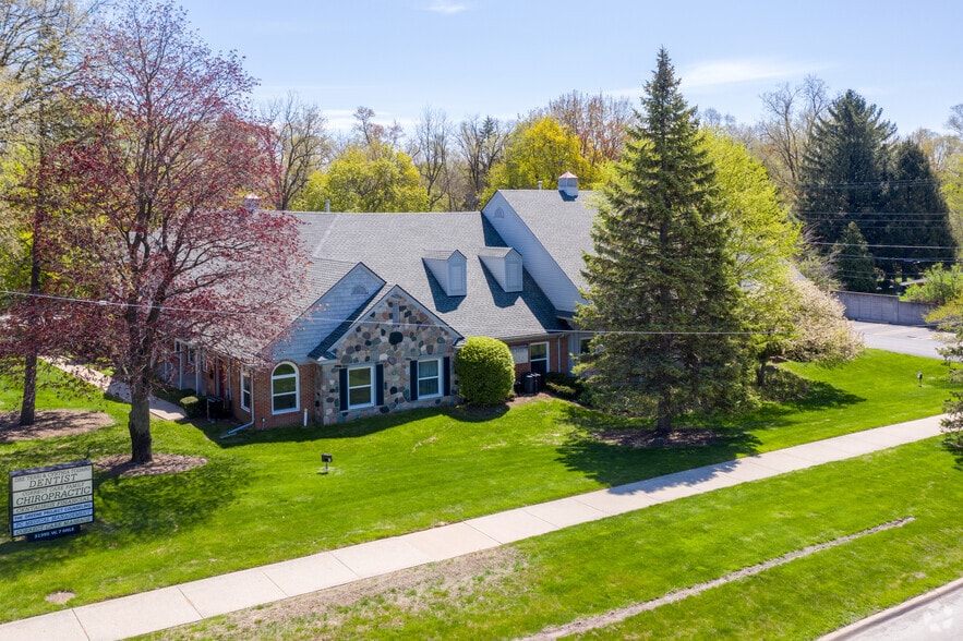More Photos Of 31395 7 Mile Rd, Livonia Medical For Sale