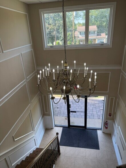 More Photos Of 727 Raritan Rd, Clark Loft Creative Space For Lease