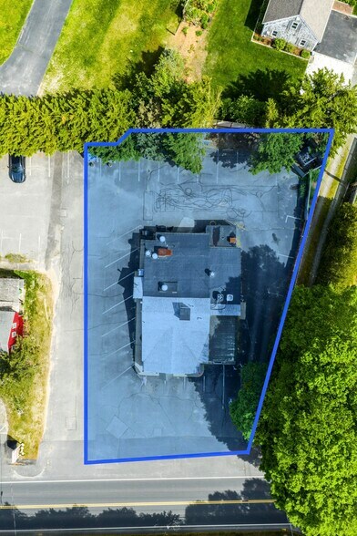 More Photos Of 618 Craigville Beach Rd, Centerville General Retail For Sale