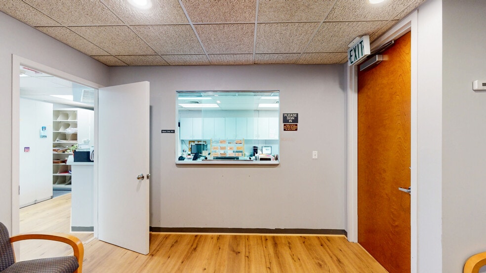 More Photos Of 877 Stewart Ave, Garden City Medical For Sale