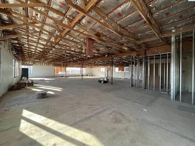 More Photos Of 2810 W Clearwater Rd, Kennewick Office For Lease