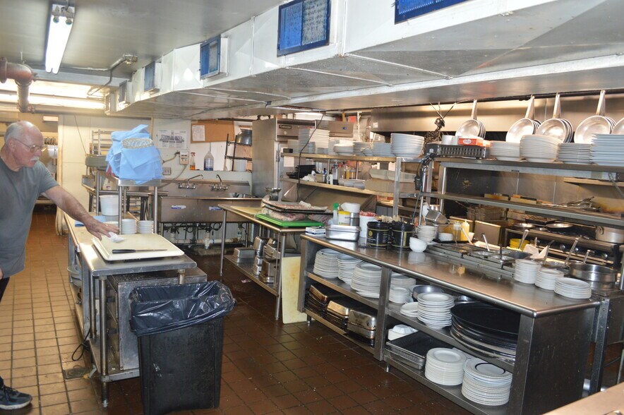 More Photos Of 364 E Main St, Tuckerton Restaurant For Sale