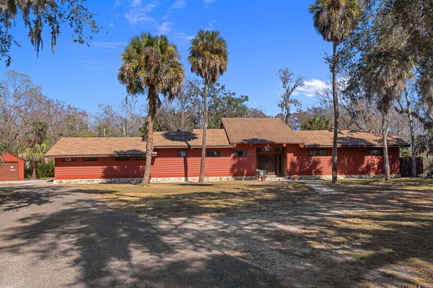 More Photos Of 8301 Congress St, Port Richey Flex For Sale