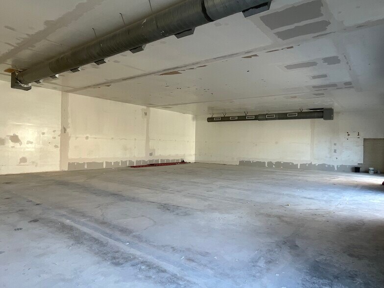 More Photos Of 1286 S E St, San Bernardino Freestanding For Lease