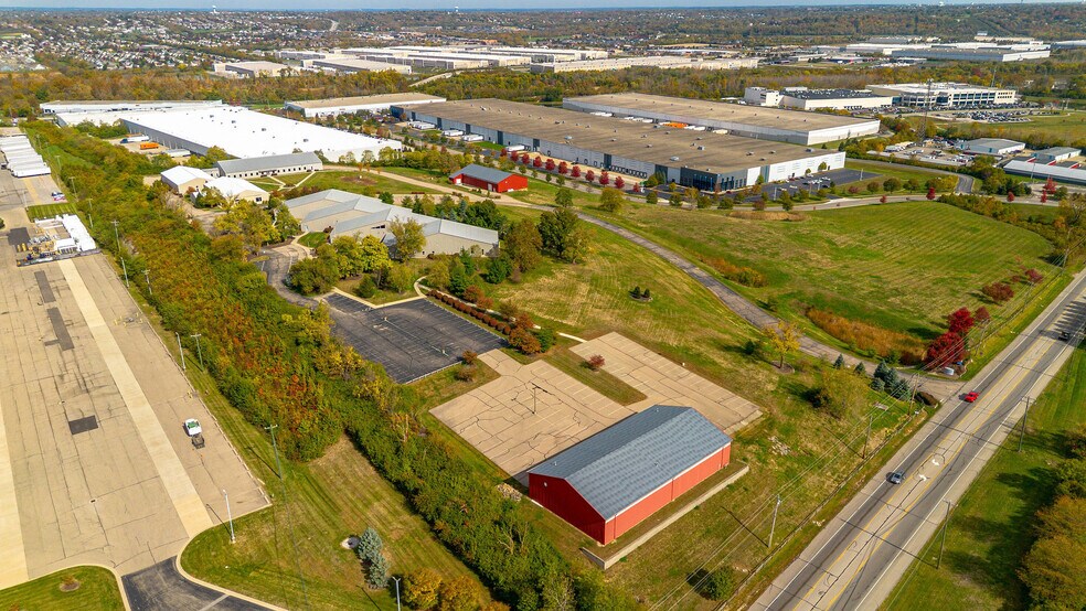 More Photos Of 4400 Port Union Rd, West Chester Light Distribution For Lease