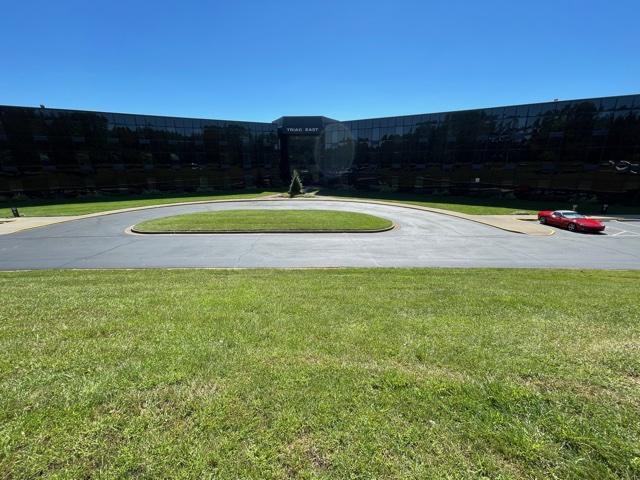 More Photos Of 10200 Linn Station Rd, Louisville Office For Lease