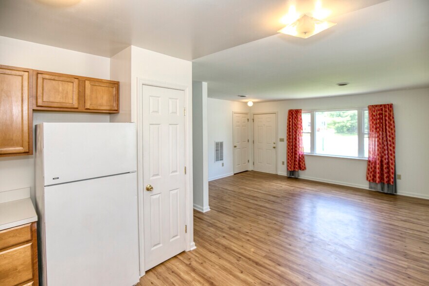 More Photos Of 7626 Bellehaven Dr, Gloucester Point Apartments For Sale