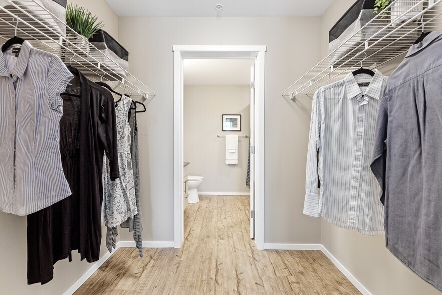 More Photos Of 1070 Noëlla Leclair Way, Ottawa Apartments For Lease