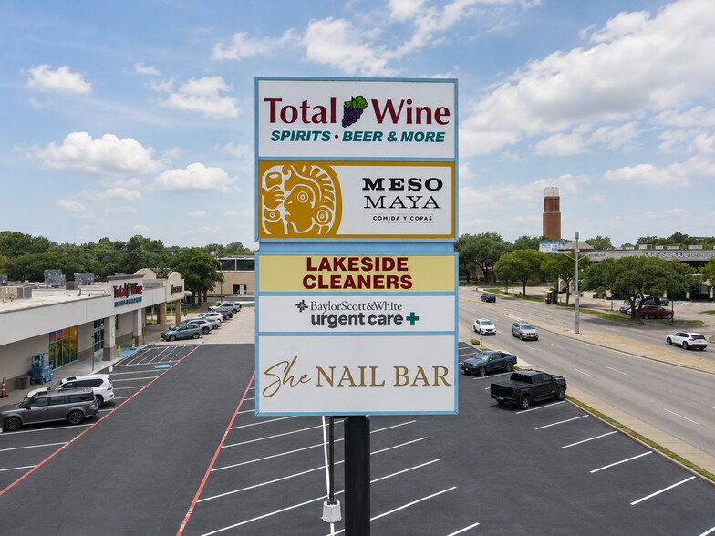 More Photos Of 6310-6330 E Mockingbird Ln, Dallas Storefront For Sale