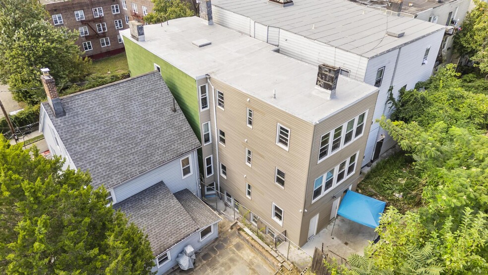 More Photos Of 288 Woodworth Ave, Yonkers Apartments For Sale