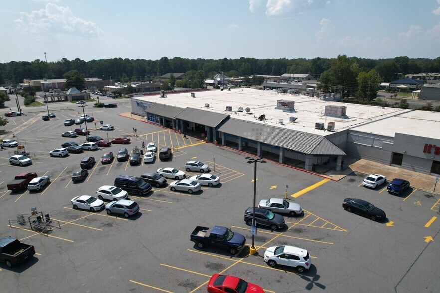 More Photos Of 8824 Geyer Springs Rd, Little Rock Fast Food For Sale