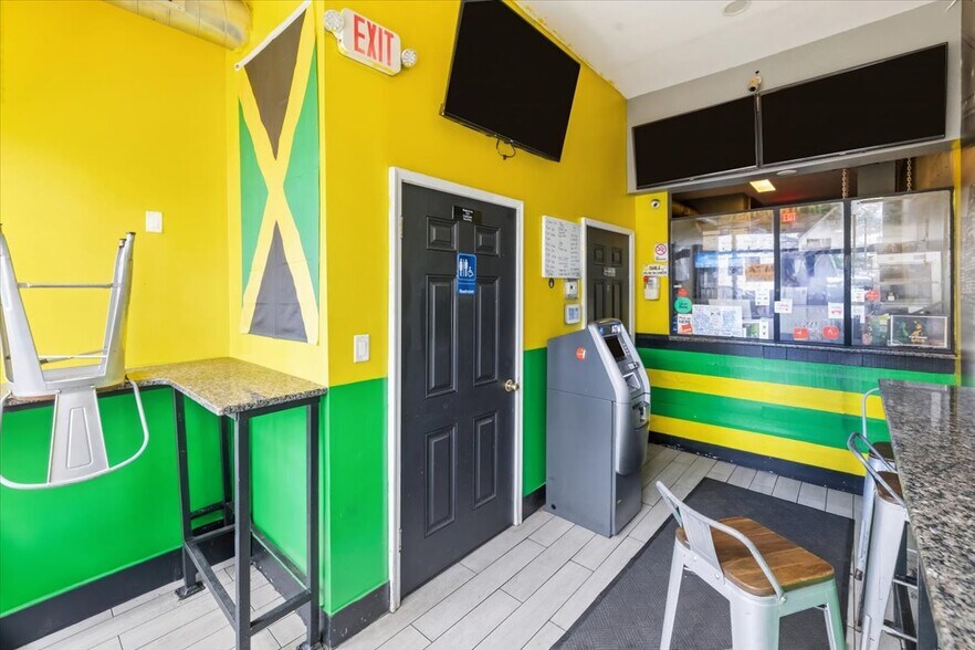 More Photos Of 347 Sanford Ave, Newark Convenience Store For Sale