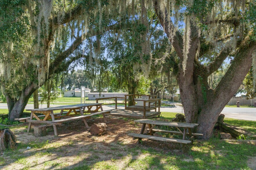 More Photos Of 3451 E Louise Ln, Hernando General Retail For Sale