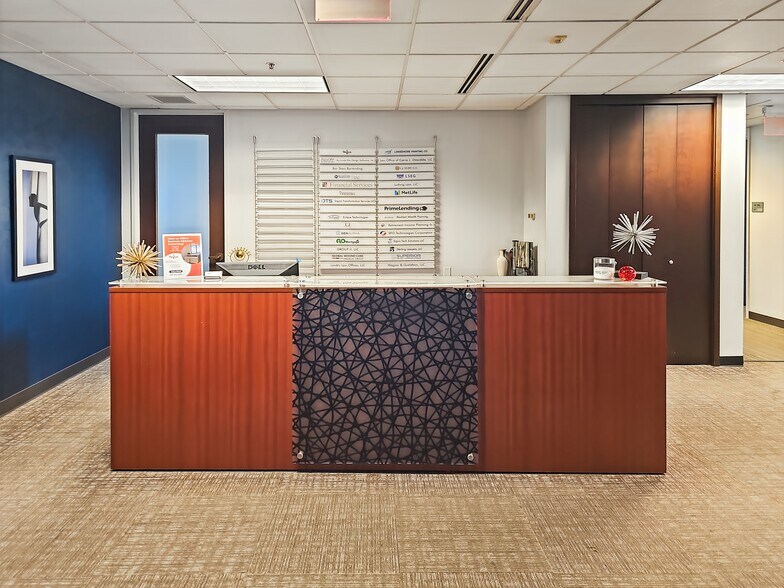 More Photos Of 200 S Executive Dr, Brookfield Coworking Space