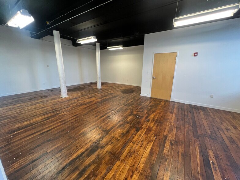 More Photos Of 2 Main St, Biddeford Unknown For Lease