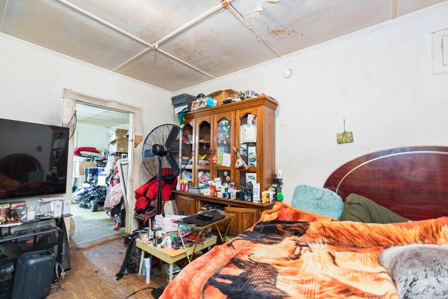 More Photos Of 2 Depot St, Pittsfield Storefront Retail Residential For Sale